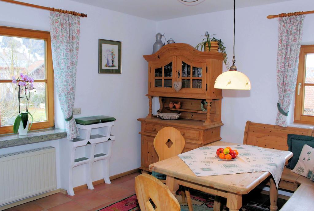 Ferienwohnung Goller Lenggries Pokoj fotografie